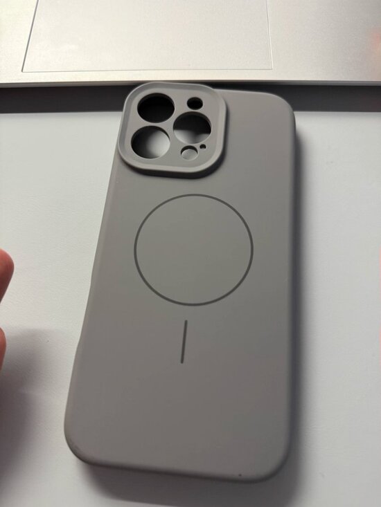 Cream iPhone16 Case - Picture 1 of 2